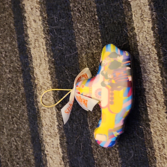 The Beatles Yellow Submarine ornament 2006, in box. - Picture 5 of 5